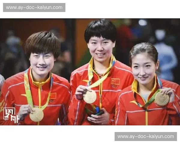 硝烟中的凤凰涅槃：里约丁宁与李晓霞的传奇对决，一场超越胜负的乒坛史诗